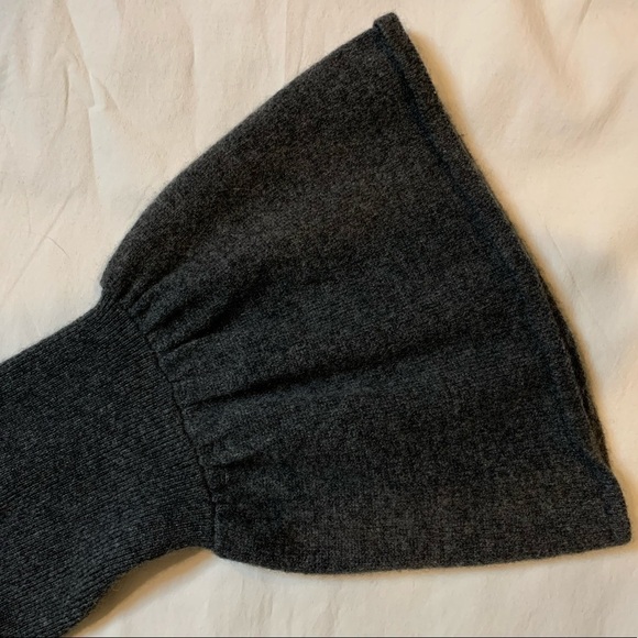 Oats Cashmere Sweater with Bell Sleeves - Picture 3 of 5